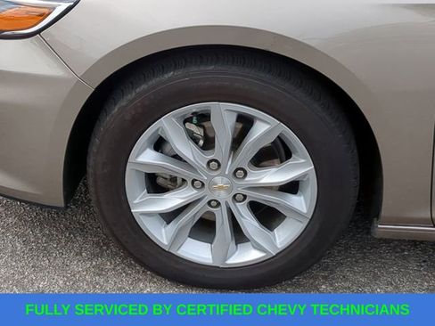 Used 2025 Chevrolet Malibu LT image 16