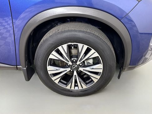 Used 2023 Nissan Rogue SV FWD image 32