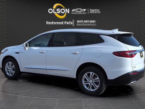 Used 2019 Buick Enclave Essence image 10