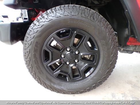 Used 2015 Jeep Wrangler Sport AWD/4WD image 31