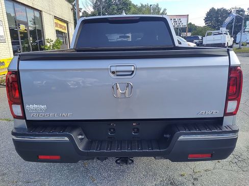 Used 2019 Honda Ridgeline Sport image 7