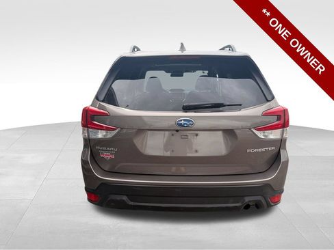 Used 2023 Subaru Forester Premium AWD/4WD image 4