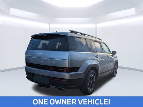 Used 2025 Hyundai Santa Fe SEL FWD image 4
