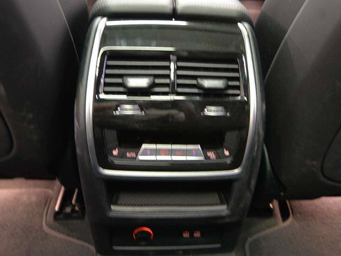 Used 2023 BMW X7 xDrive40i w/ M Sport Package image 10