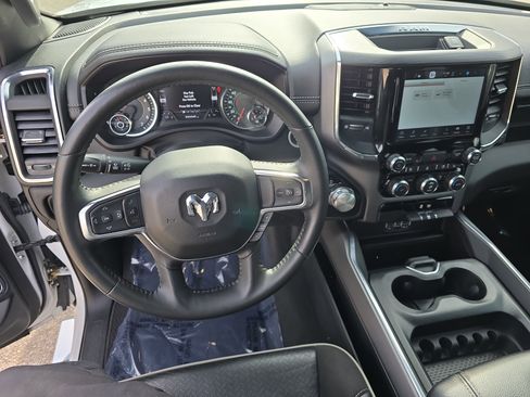 Used 2024 RAM 1500 Laramie image 18