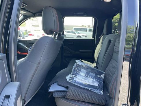 New 2026 Nissan Frontier PRO-4X w/ Pro-4x Convenience Package AWD/4WD image 9