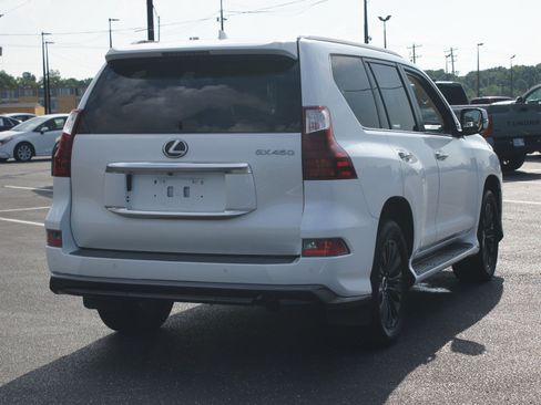 Used 2021 Lexus GX 460 Luxury w/ Sport Design Package AWD/4WD image 21