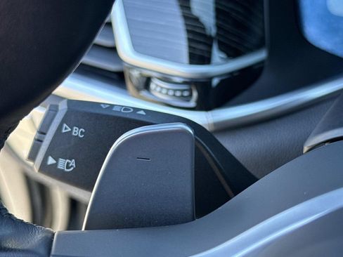 Used 2022 BMW 750i xDrive w/ Executive Package image 44