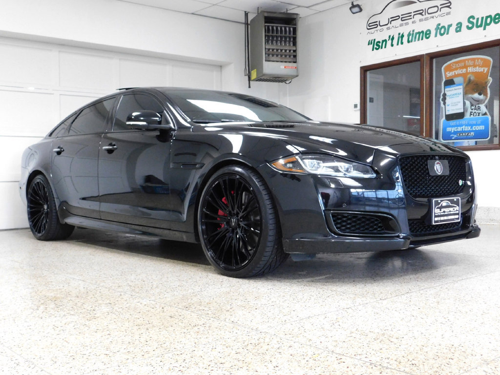 Used 2018 Jaguar XJ RWD image 3