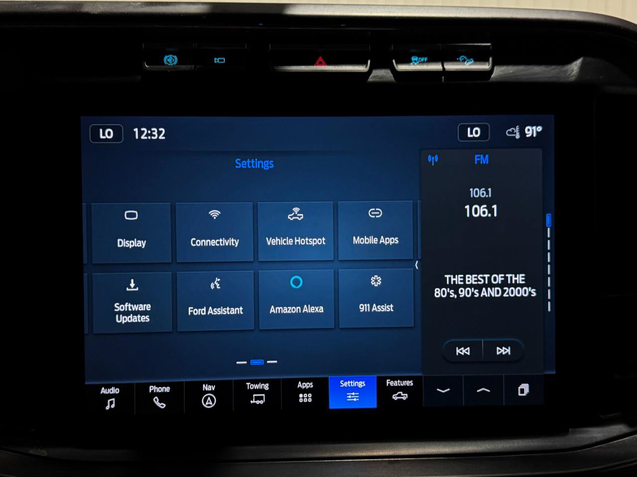 Used 2024 Ford F350 Lariat w/ FX4 Off-Road Package AWD/4WD image 17
