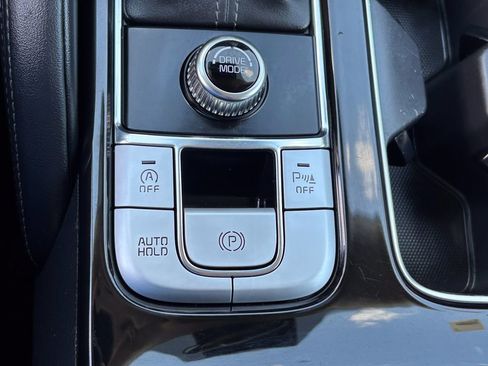 Used 2022 Kia Telluride EX w/ EX Premium Package FWD image 30