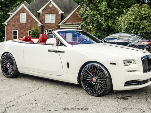 Used 2016 Rolls-Royce Dawn RWD image 12