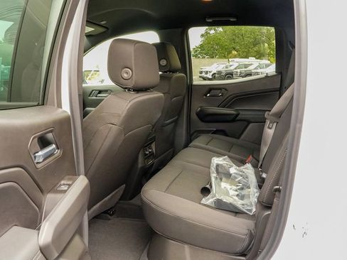 New 2026 GMC Canyon Elevation RWD image 9