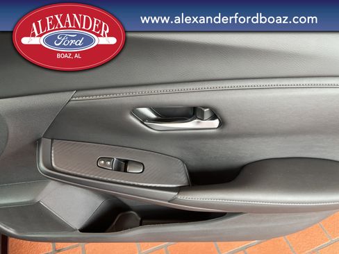 Used 2024 Nissan Sentra SV image 14