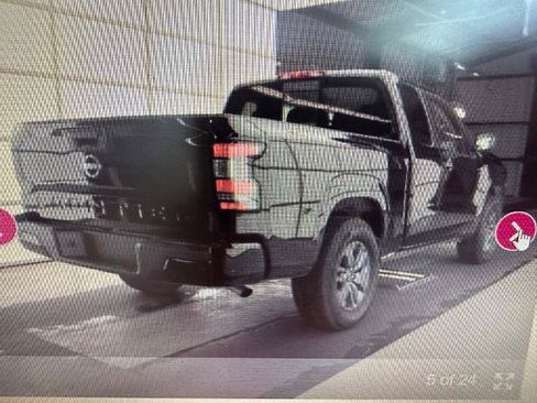 Certified 2025 Nissan Frontier SV RWD image 2