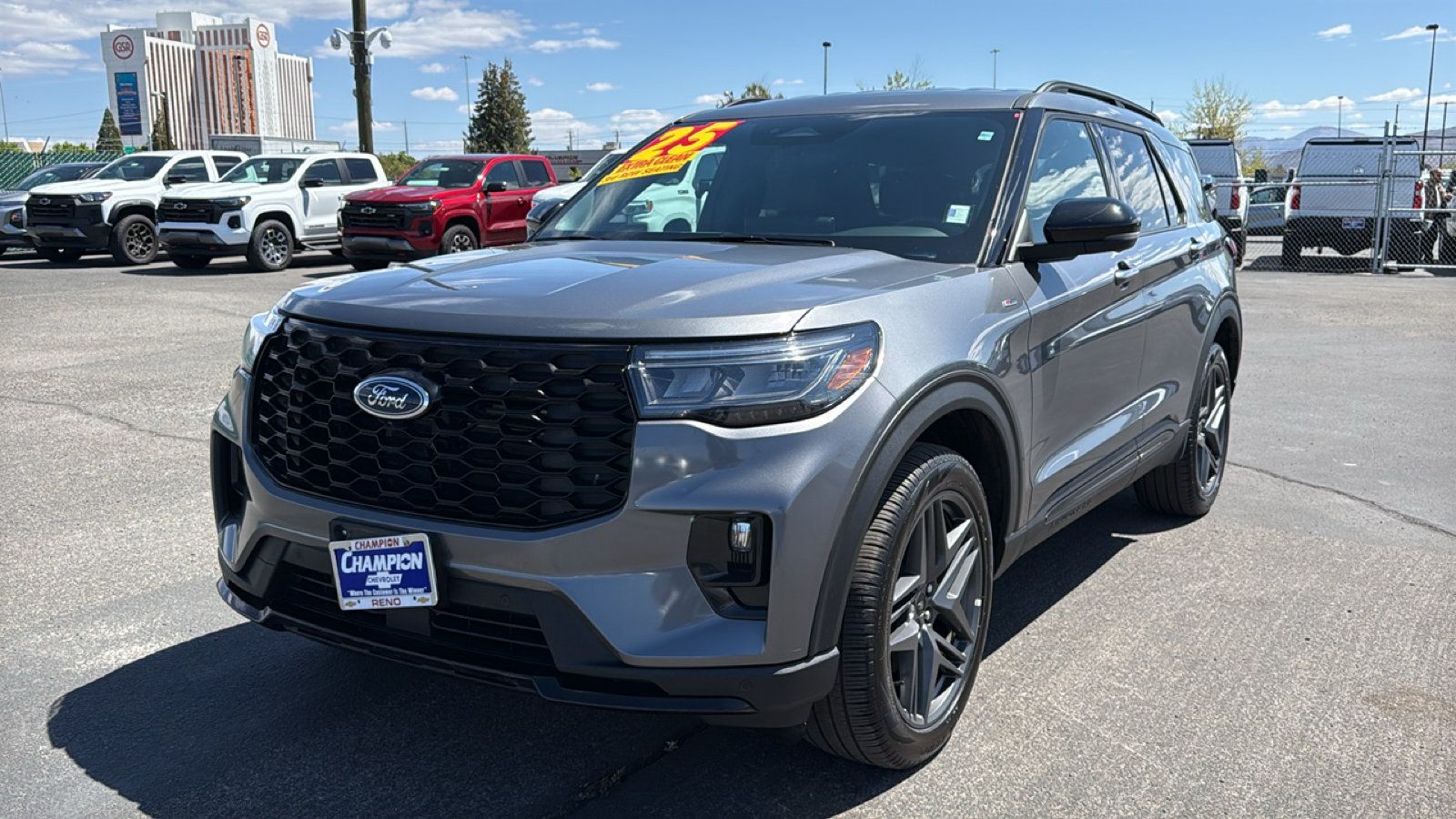 Used 2025 Ford Explorer ST-Line w/ ST-Line Street Pack AWD/4WD image 1