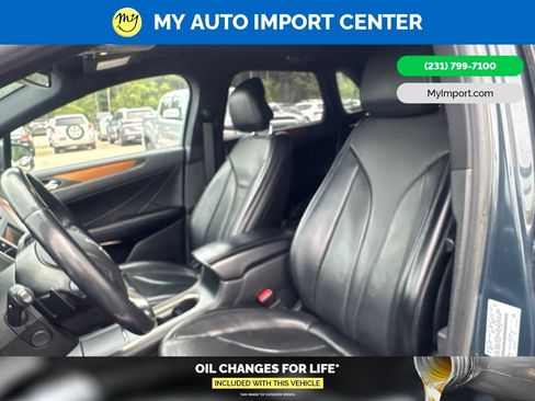 Used 2019 Lincoln MKC Reserve AWD/4WD image 13