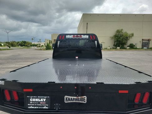 New 2025 GMC Sierra 3500 Pro w/ Convenience Package image 7