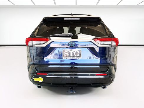 Used 2021 Toyota RAV4 XSE w/ Premium Package AWD/4WD image 5
