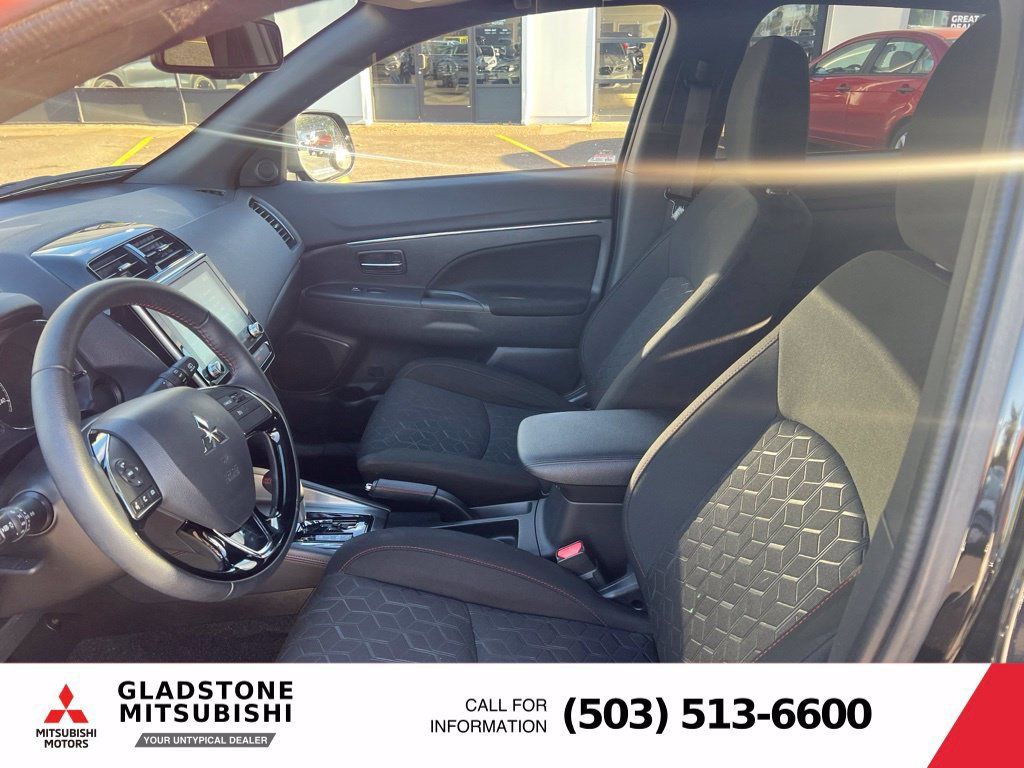 Used 2024 Mitsubishi Outlander Sport AWD image 9