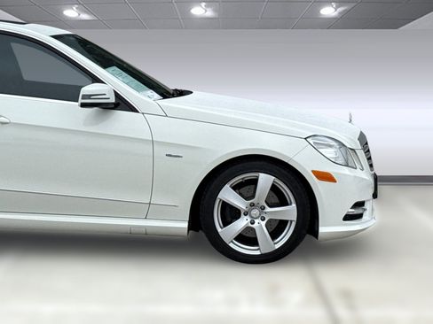 Used 2012 Mercedes-Benz E 350 Sedan image 34