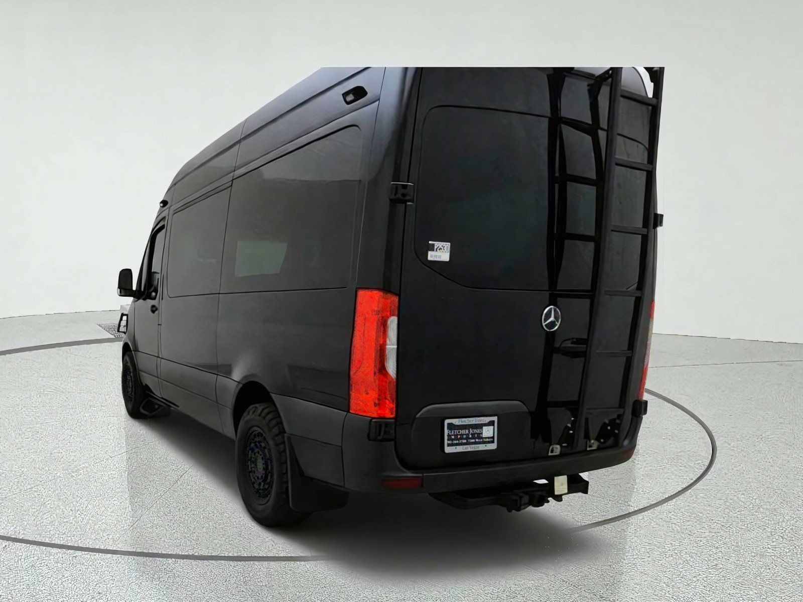 Used 2023 Mercedes-Benz Sprinter 2500 image 11