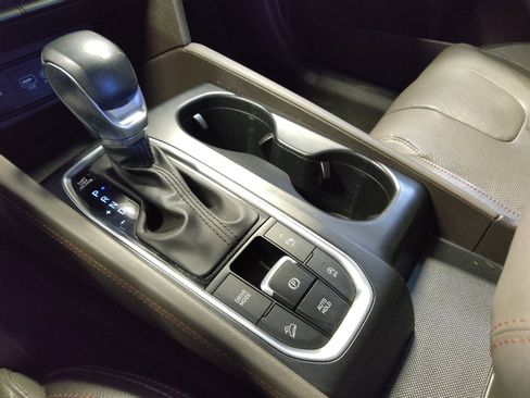 Used 2019 Hyundai Santa Fe Limited AWD/4WD image 26