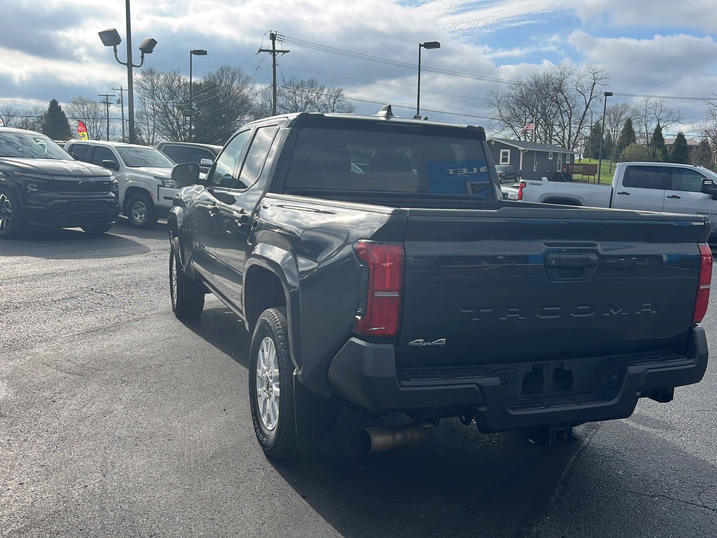 Used 2024 Toyota Tacoma SR AWD/4WD image 3