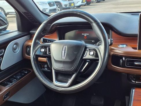 Certified 2022 Lincoln Aviator Reserve w/ Equipment Group 201A RWD image 8