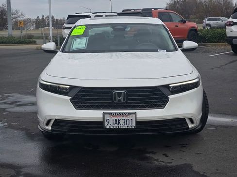 Used 2024 Honda Accord EX image 2