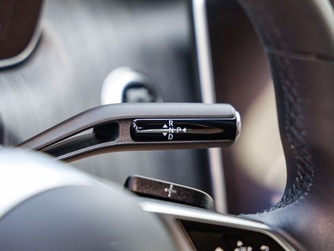 Used 2023 Mercedes-Benz C 300 Sedan w/ Advanced USB Package image 20