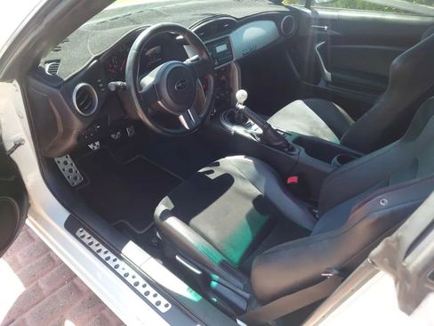 Used 2013 Subaru BRZ Limited w/ Popular Pkg 2C image 11