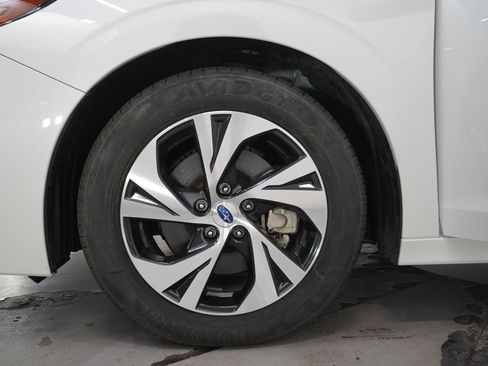 Used 2025 Subaru Legacy Premium AWD/4WD image 27