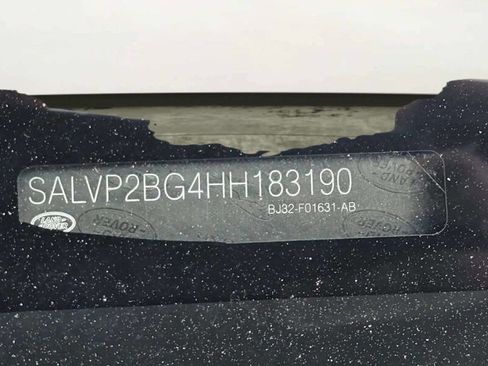 Used 2017 Land Rover Range Rover Evoque SE AWD/4WD image 10