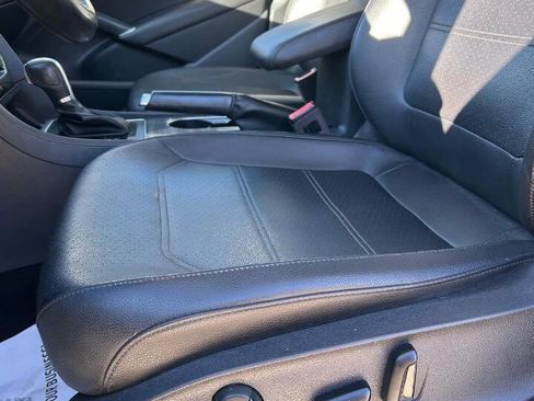 Used 2018 Volkswagen Passat 2.0T SE w/ SE Lighting Package image 17