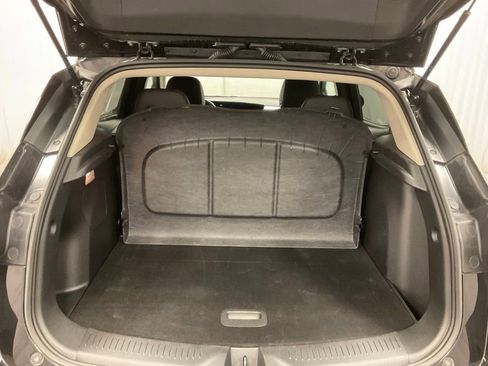 Used 2024 Buick Encore GX Sport Touring image 9