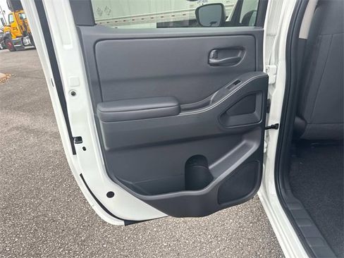 New 2026 Nissan Frontier S image 14