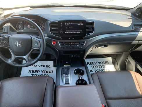 Used 2024 Honda Passport EX-L image 16