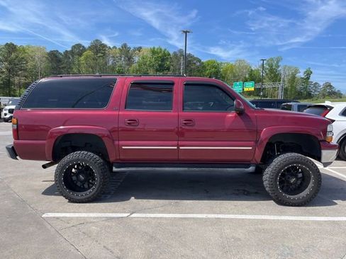 Used 2004 Chevrolet Suburban LT w/ Preferred Equipment Group image 6