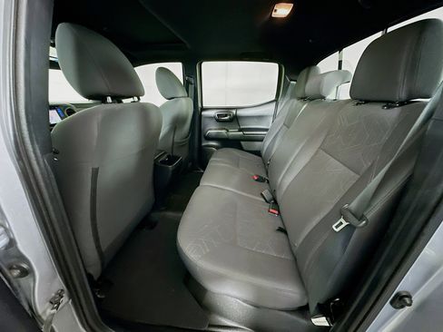 Used 2017 Toyota Tacoma TRD Off-Road w/ Premium & Technology Package image 28