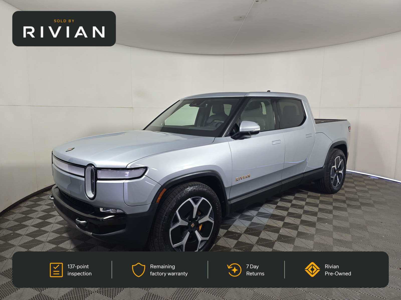 Used 2024 Rivian R1T Adventure Quad AWD/4WD image 1