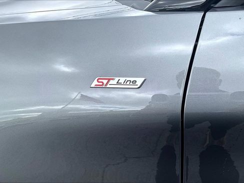 New 2026 Ford Explorer ST-Line w/ ST-Line Street Pack image 9