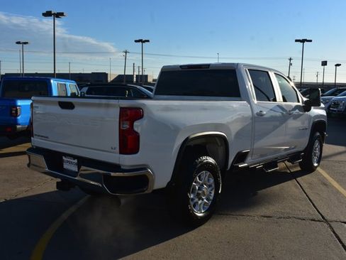 Used 2021 Chevrolet Silverado 2500 LT w/ Z71 Off-Road Package image 5