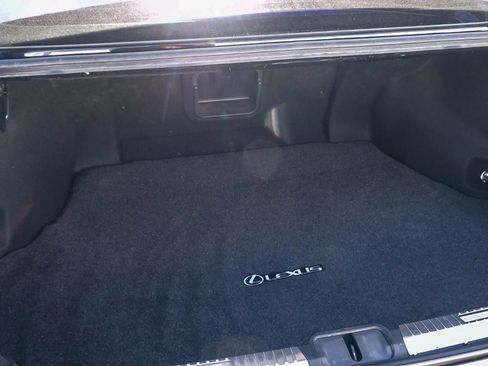 Used 2019 Lexus ES 300h w/ Accessory Package 2 image 24