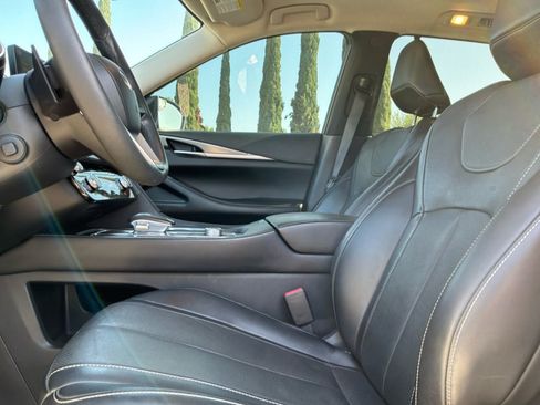 Used 2023 INFINITI QX60 Luxe w/ Cargo Package AWD/4WD image 18