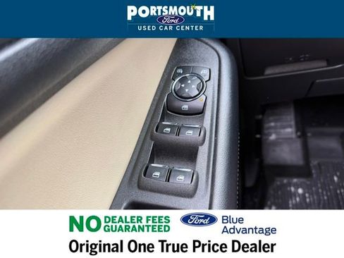 Used 2023 Ford Edge SE image 17