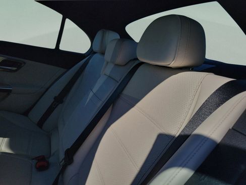 Certified 2023 Mercedes-Benz C 300 Sedan image 13