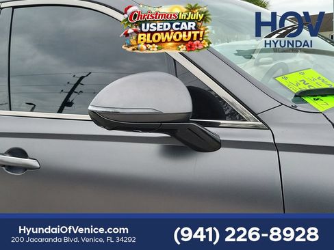 Used 2022 Genesis GV70 2.5T w/ Sport Prestige Package AWD/4WD image 10