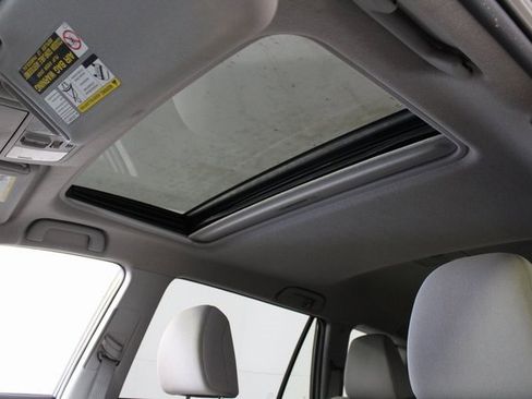 Used 2012 Toyota RAV4 4WD image 18