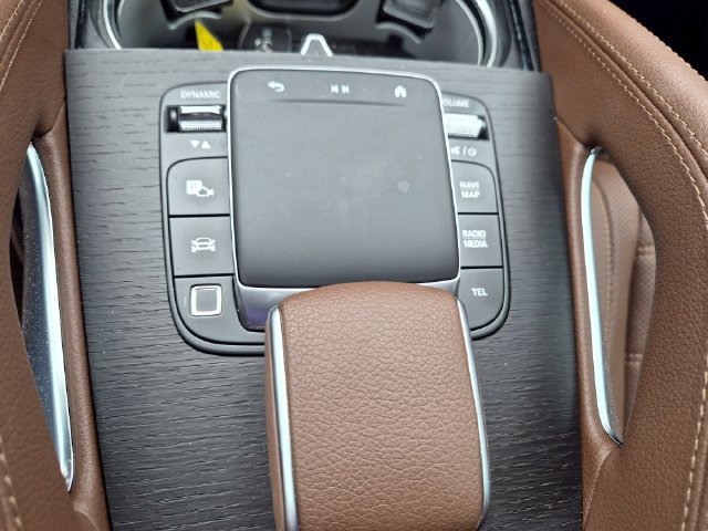 Used 2025 Mercedes-Benz GLE 450e 4MATIC image 21